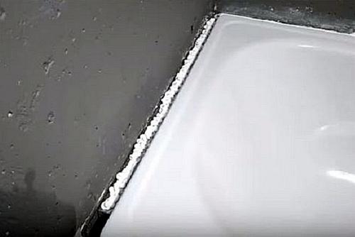 Как закрепить металлическую ванну к стене. Выбирайте сантехнику правильно 06 Как закрепить металлическую ванну к стене. Выбирайте сантехнику правильно 06