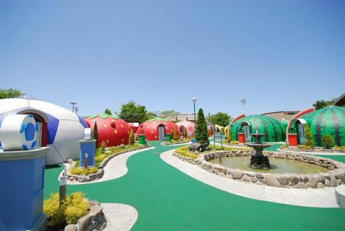 Купольный дом из пенопласта.  Супер лёгкий материал.