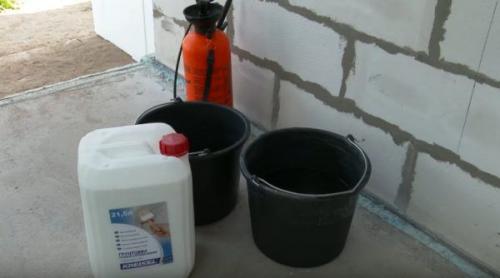 Какие инструменты и материалы нужны для строительства дома из пенопласта за 2 часа. Подготовка наружных стен к утеплению