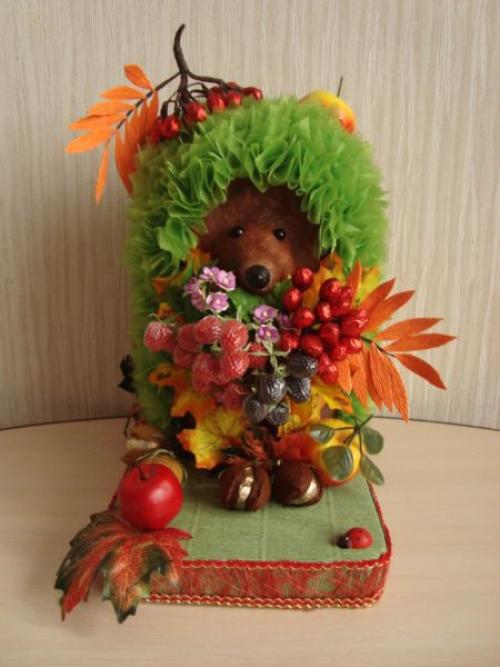 Как можно сделать поделку для детского сада поэтапно. Осенние поделки для детского сада и школы, созданные своими руками (все новинки)