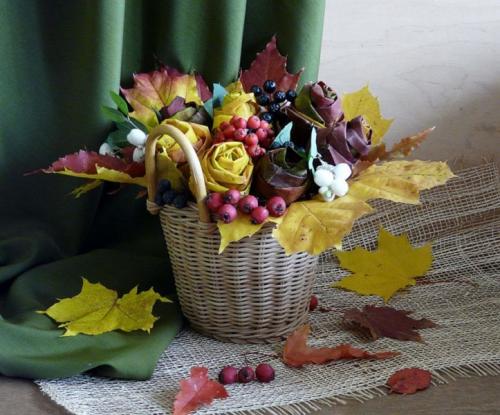 Как можно сделать поделку для детского сада поэтапно. Осенние поделки для детского сада и школы, созданные своими руками (все новинки)