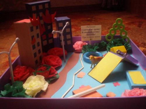 Как можно сделать поделку для детского сада безопасной для детей. «Спички детям не игрушка». Поделка-макет по ОБЖ в детский сад своими руками