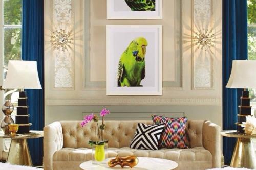 Как развесить картины над диваном в гостиной: 10 способов