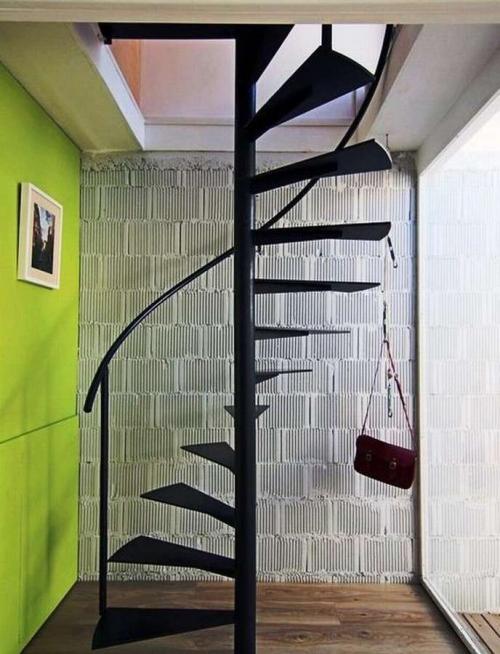 Строим винтовую лестницу из металла своими руками: простые инструкции для домашних ремонтов 05