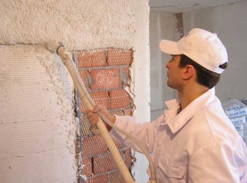 Можно ли штукатурку заменить шпаклевкой. Какая разница между штукатуркой и шпатлевкой, и можно ли одним заменить второе