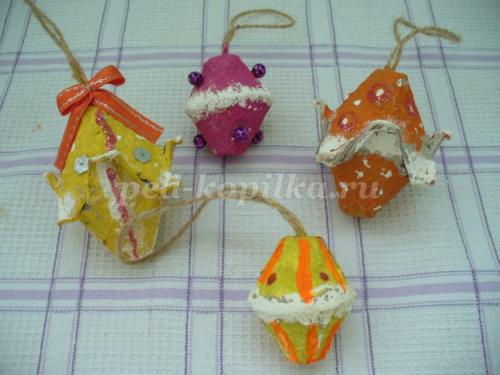 Поделки из яичных упаковок пластиковых. Поделки из яичных лотков: оригинальные идеи, фото и видео мастер классы. Что сделать из яичных лотков? 25