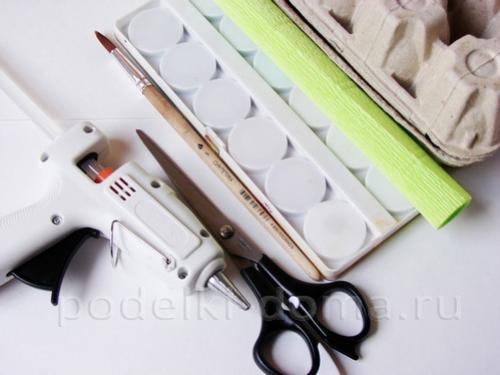 Маки из яичных лотков. Цветы из яичных лотков Отредактирова. 2022