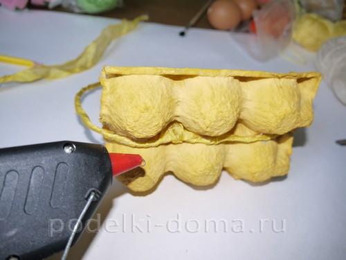 Поделки из коробок из под яиц на пасху. Корзинка и подставки для пасхальных яиц из лотка