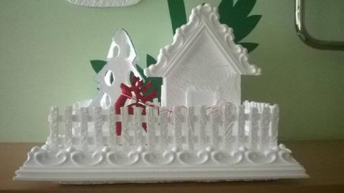 Поделки из пенопласта на улицу. Поделки из пенопласта своими руками: как красить, легкие идеи объемных поделок в детский сад, школу, для дома + фото