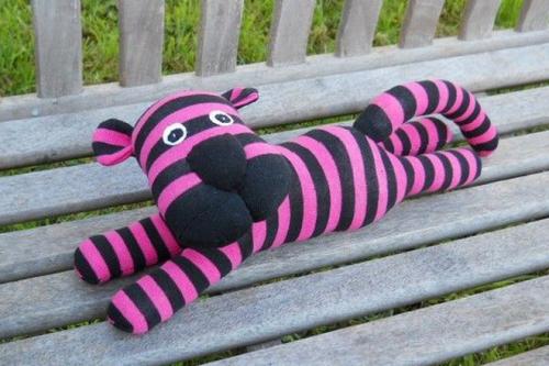 Тигр из киндера своими руками. Тигр своими руками на Новый год 2022: символ года в поделках для детей