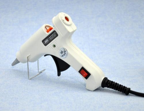 Что можно сделать из игрушек Киндер сюрприза. Поделки из киндеров — лучшие идеи создания поделок и украшений из пластиковых контейнеров (105 фото)