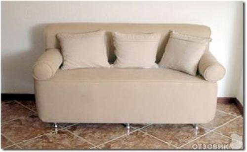 Как устроить подлокотники для дивана из пластиковых бутылок. Диван из пластиковых бутылок