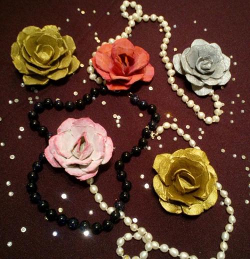 Что можно сделать из яичных коробок. Что можно сделать из под коробки яиц. Оригинальные поделки, которые можно смастерить из обычных картонок для яиц 25