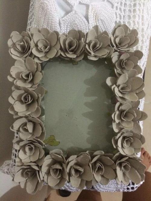 Что можно сделать из яичных коробок. Что можно сделать из под коробки яиц. Оригинальные поделки, которые можно смастерить из обычных картонок для яиц 24