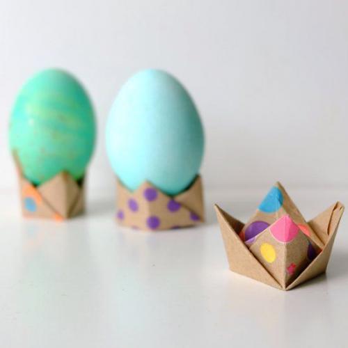 Подставка для яиц к Пасхе своими руками. Подставки для яиц из бумаги