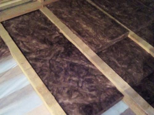 Перекрытия в домах из бревна: выбор материала и технологии 01