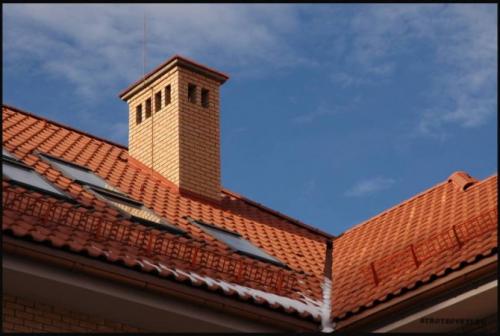 Как вывести трубу через шиферную крышу. Особенности выбора месторасположения