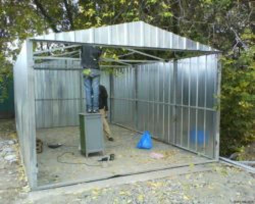 Какие инструменты и материалы необходимы для строительства гаража из профнастила. Этапы строительства гаража