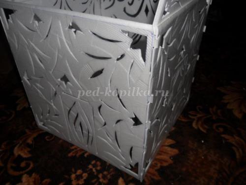 Новогодний домик из пенопласта: легко и быстро своими руками 22 Новогодний домик из пенопласта: легко и быстро своими руками 22