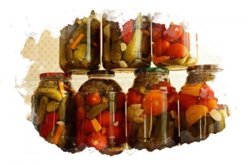 Где лучше хранить заготовки на зиму в квартире. Где хранить овощные заготовки в квартире – полезные идеи и советы