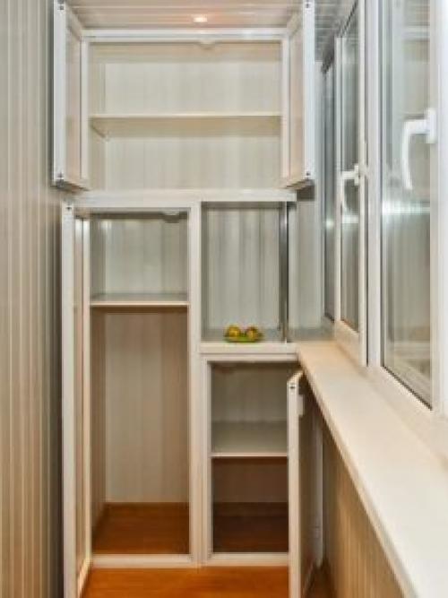 Где и как лучше хранить банки с заготовками на лоджии