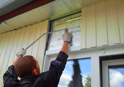 Как обшить деревянный дом профлистом. Расчет количества профнастила для обшивки дома снаружи