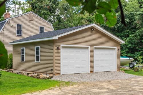 Какую крышу лучше сделать на гараж. Крыша гаража: основные типы крыш для гаража, подбор материалов и идеи дизайна (110 фото)