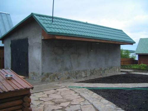 Какую крышу лучше сделать на гараж. Крыша гаража: основные типы крыш для гаража, подбор материалов и идеи дизайна (110 фото)