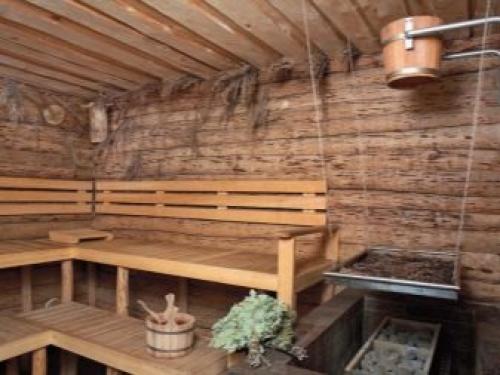 Проход трубы через потолок в бане 3 вида дымоходов. О расстояниях до горючих конструкций 07