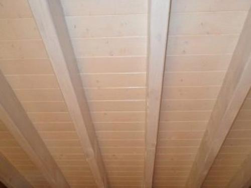 Проход трубы через потолок в бане 3 вида дымоходов. О расстояниях до горючих конструкций 08