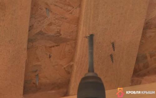 Примыкание круглой трубы к кровле. Примыкание круглого дымохода к готовой кровле