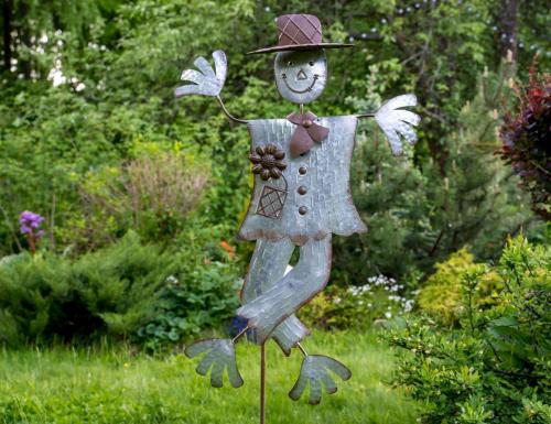 Какие материалы можно использовать для создания пугала. Подготовка материалов и инструментов