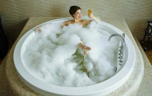 Как правильно смешивать ингредиенты для пенки для ванны