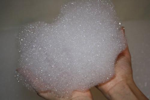 Как изготовить пену для ванны, которая будет длиться долго. Как сделать большую пену в ванной