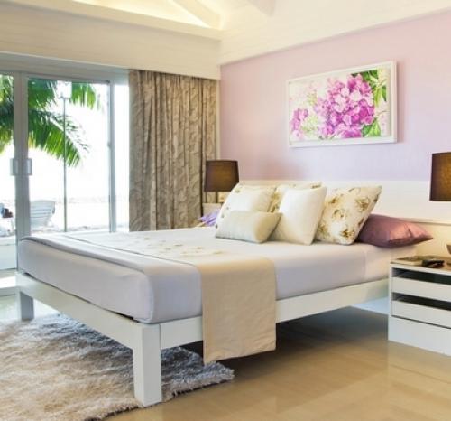 Картина на серую стену. Как выбрать картину по цвету?