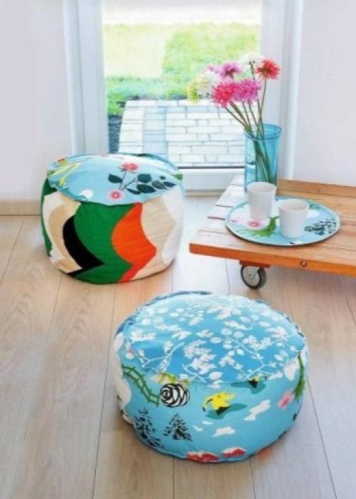 Самодельный мягкий стул из пластиковых бутылок. Процесс изготовления своими руками 06