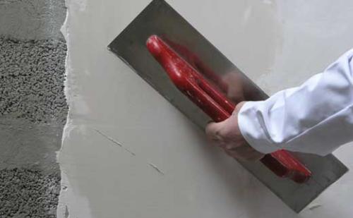 Можно ли штукатурку заменить шпаклевкой. В чем разница шпаклевки и штукатурки: такие похожие, но разные коллеги