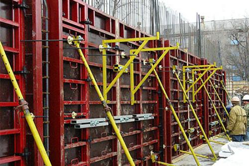 Умный способ сделать опалубку в приямке 02 Умный способ сделать опалубку в приямке 02