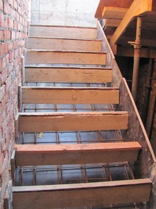 Винтовая монолитная лестница чертеж. Бетонная лестница своими руками. Чертежи опалубки и армирование монолитной лестницы.