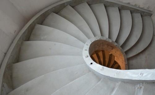 Винтовая лестница изготовление своими руками. Точный расчет — аккуратный монтаж 04 Винтовая лестница изготовление своими руками. Точный расчет — аккуратный монтаж 04