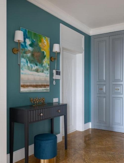 Полный гид по размещению картин в интерьере: как сделать правильно 12