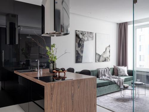 Как красиво разместить картины в гостиной: советы и идеи 08