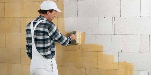 Штукатурка газобетона клеем для газобетона. Как использовать плиточный клей вместо штукатурки?