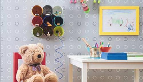 Столик из пластиковых бутылок своими руками. Видеоматериал 37