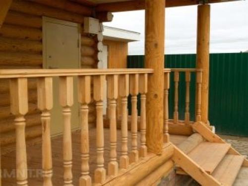 Крыльцо из дерева для частного дома. Особенности 16 Крыльцо из дерева для частного дома. Особенности 16