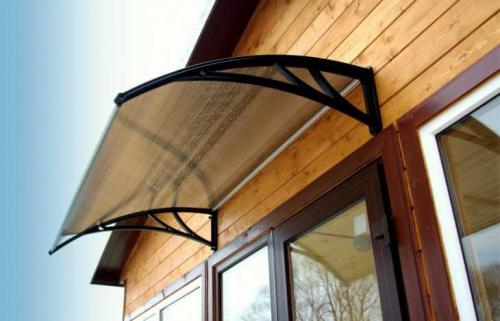 Красивые козырьки над входом. Козырек над крыльцом – 130 фото видов, устройство, постройка и секреты простого ремонта