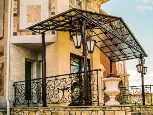 Крыльцо с козырьком в частном доме. Нормативные требования 05 Крыльцо с козырьком в частном доме. Нормативные требования 05