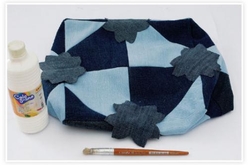 Как сделать пуфик из пластиковых бутылок своими руками. Необходимые материалы 04