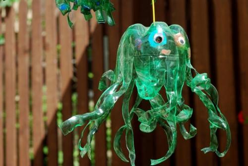 Поделки из пластиковых бутылок. Поделки из пластиковой бутылки для школы, детского сада. Мастер-классы, пошаговые инструкции, фото