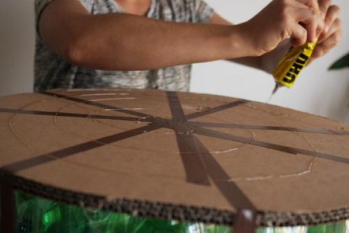 Стулья из пластиковых бутылок своими руками. Из пустых пластиковых бутылок сделала стул. Результат превзошел все ожидания 06 Стулья из пластиковых бутылок своими руками. Из пустых пластиковых бутылок сделала стул. Результат превзошел все ожидания 06